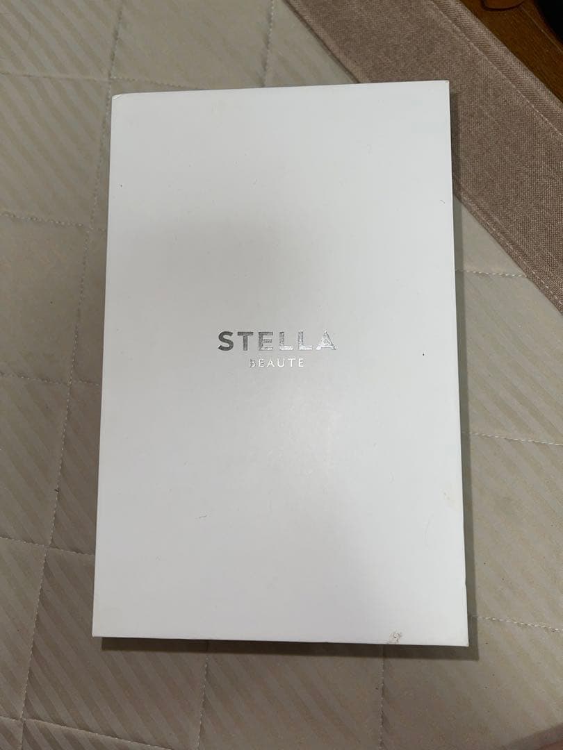 2023年 STELLA BEAUTE 脱毛器　美顔器