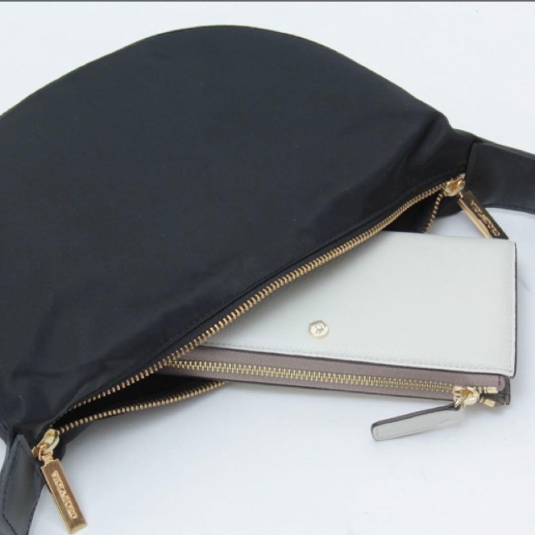 ヴィオラドーロ　ボディバッグ　斜めがけナイロンショルダー　ブラック✖️ブラック