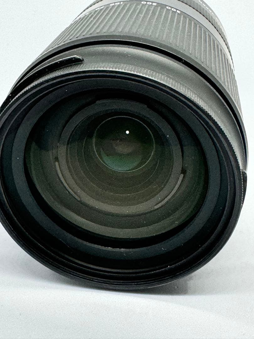 タムロン 18-300mm F3.5-6.3 Di II