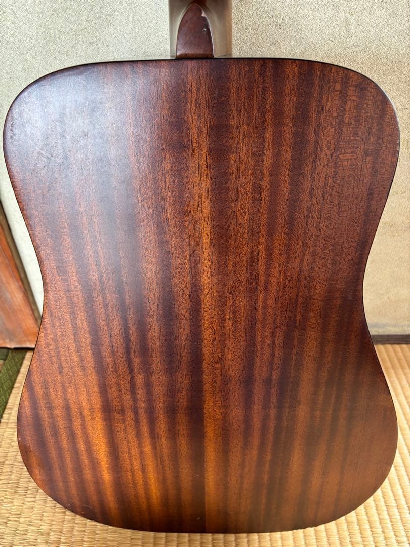 弦、ブリッジピン新品！Maruha アコースティックギター【中古品】