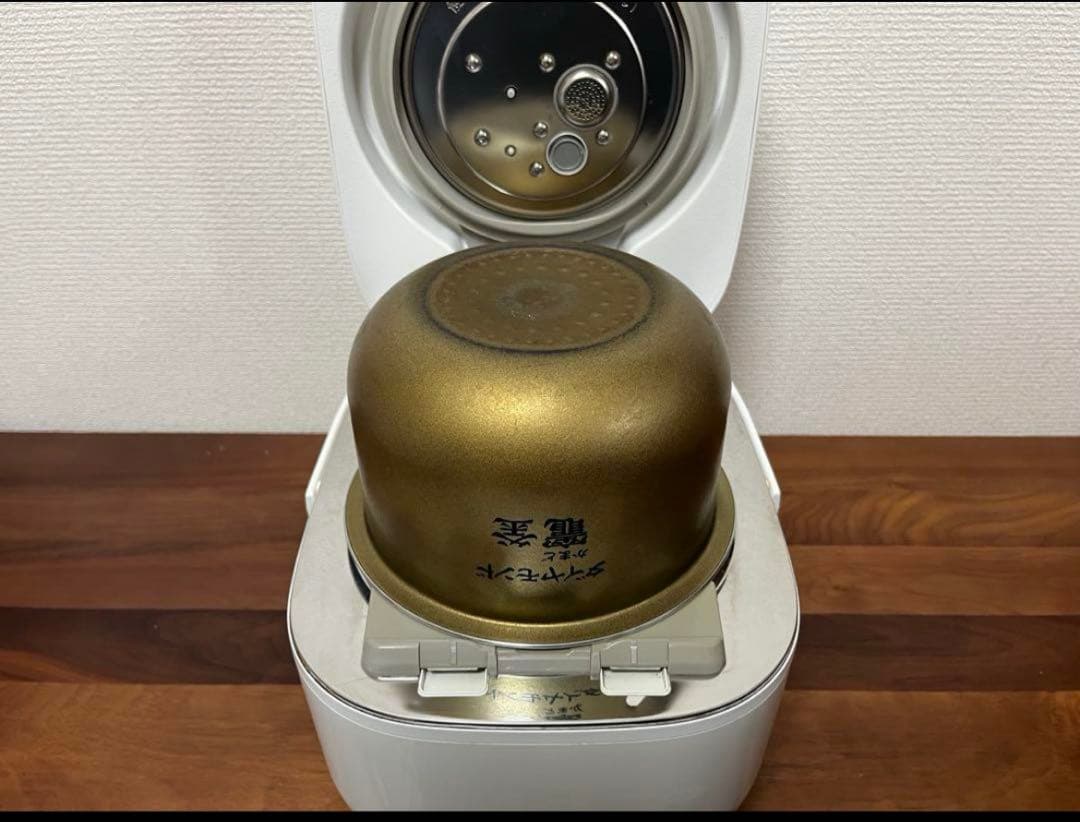 【美品】Panasonic SR-SJW058 IH炊飯器 Wおどり炊き