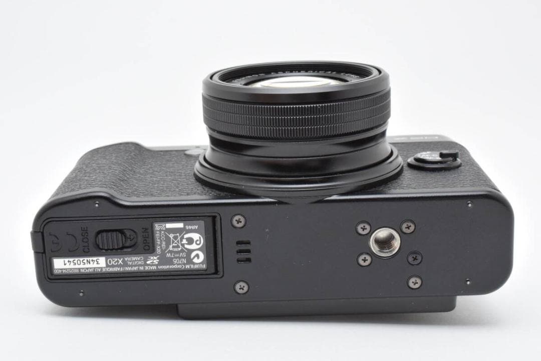 【美品】フジフイルム FUJIFILM X20