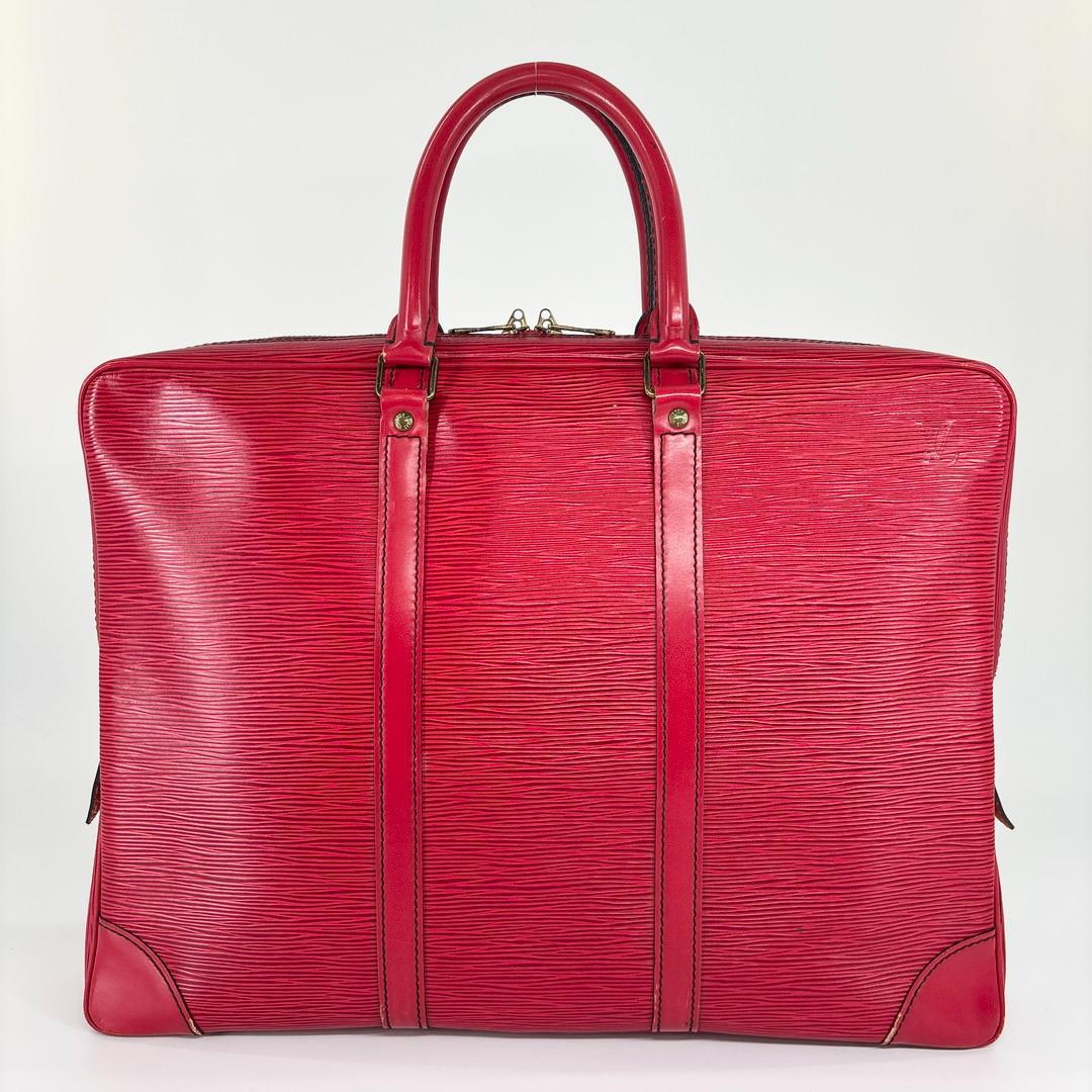 ルイヴィトン エピ ポルトドキュマン ヴォワヤージュ ビジネスバッグ メンズ