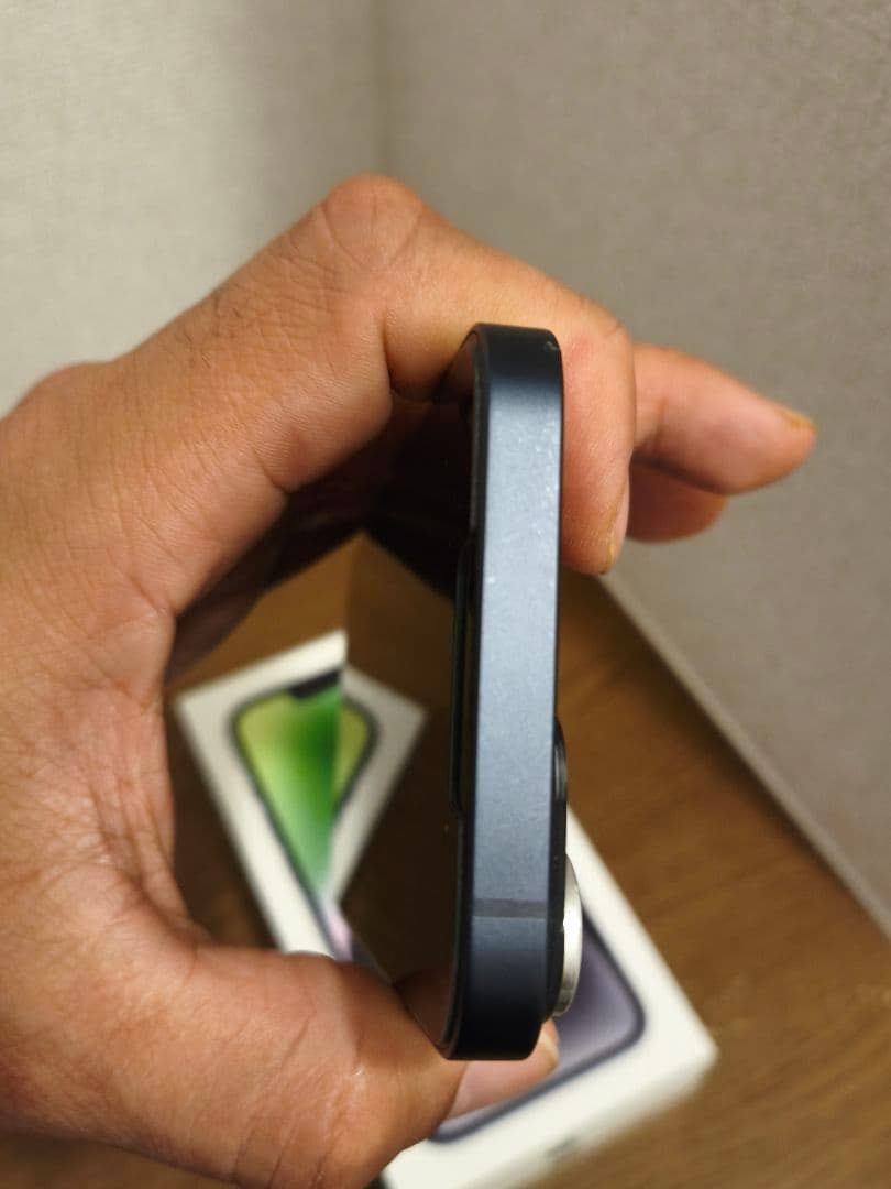 Apple iPhone 14 ミッドナイト