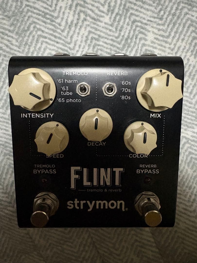 strymon FLINT トレモロ & リバーブ