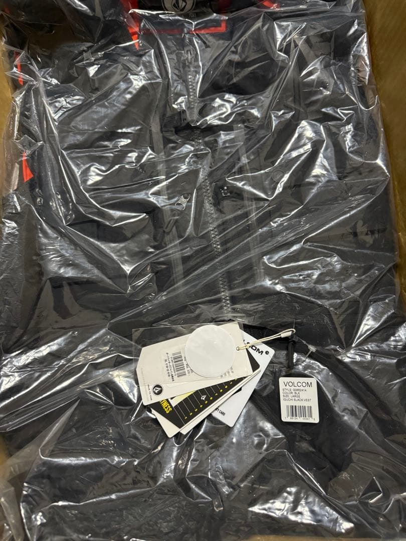 VOLCOM ボルコム IGUCHI SLACK VEST Lサイズ　ベスト