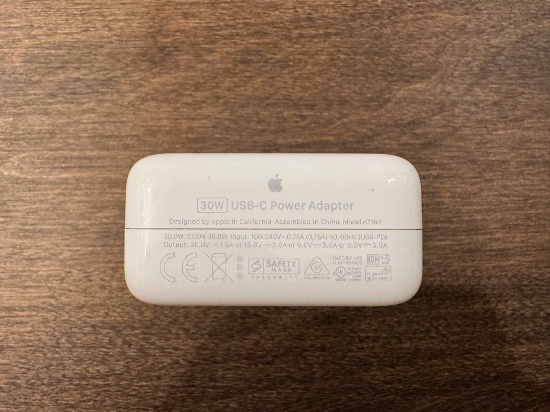 MacBook本体 Apple MacBook Air 2020 M1 8GB/512GB