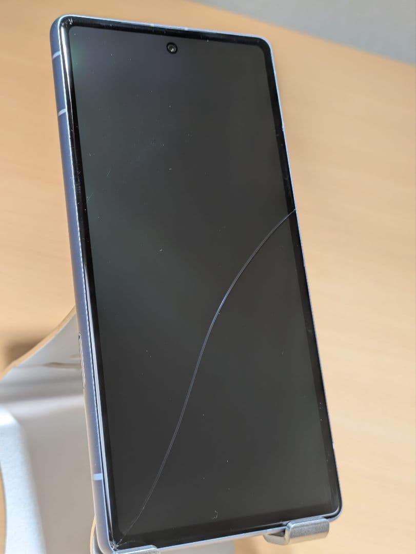 Google Pixel7a docomo 画面割れ有り 利用制限〇