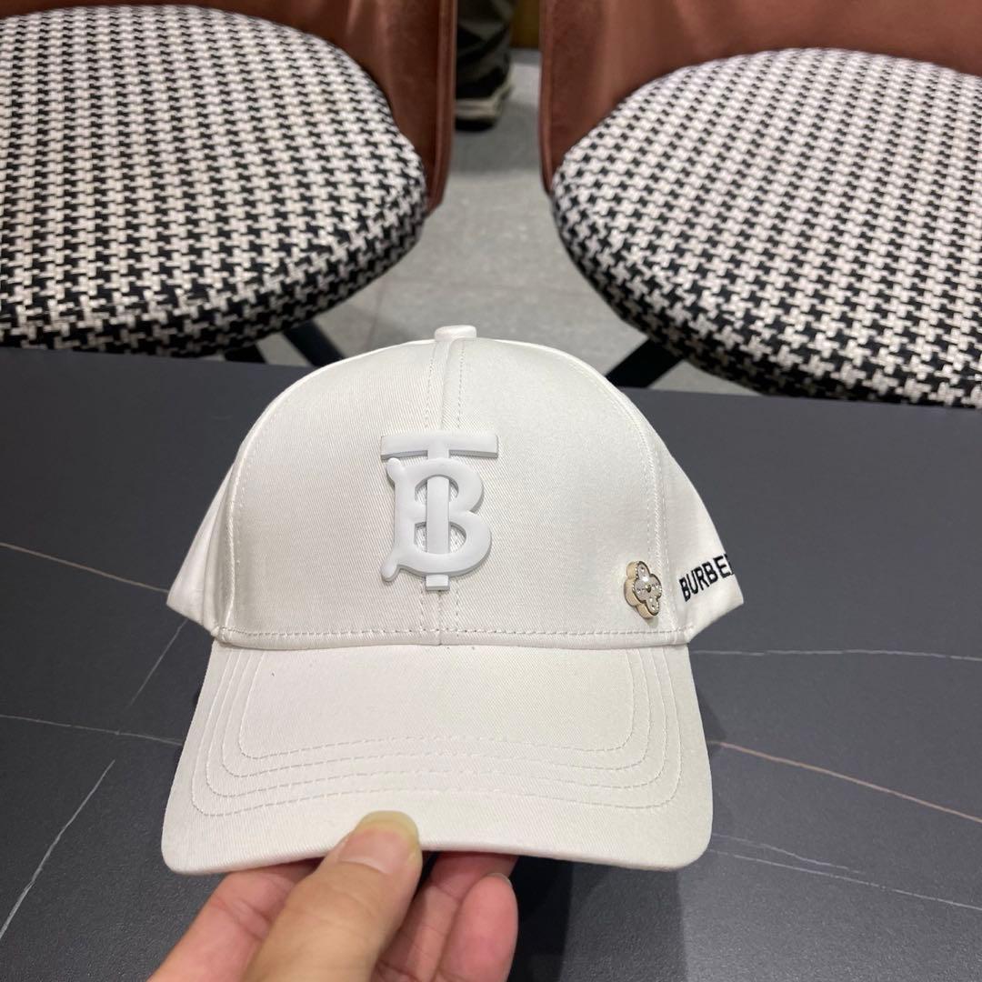 BURBERRY ロゴ ベースボールキャップ