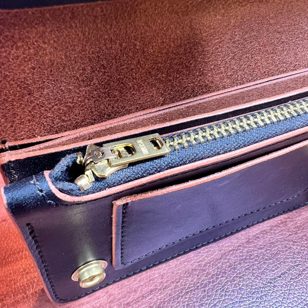 【トラッカーウォレット ミドル3層】ブラック 茶芯 ゴールド universal