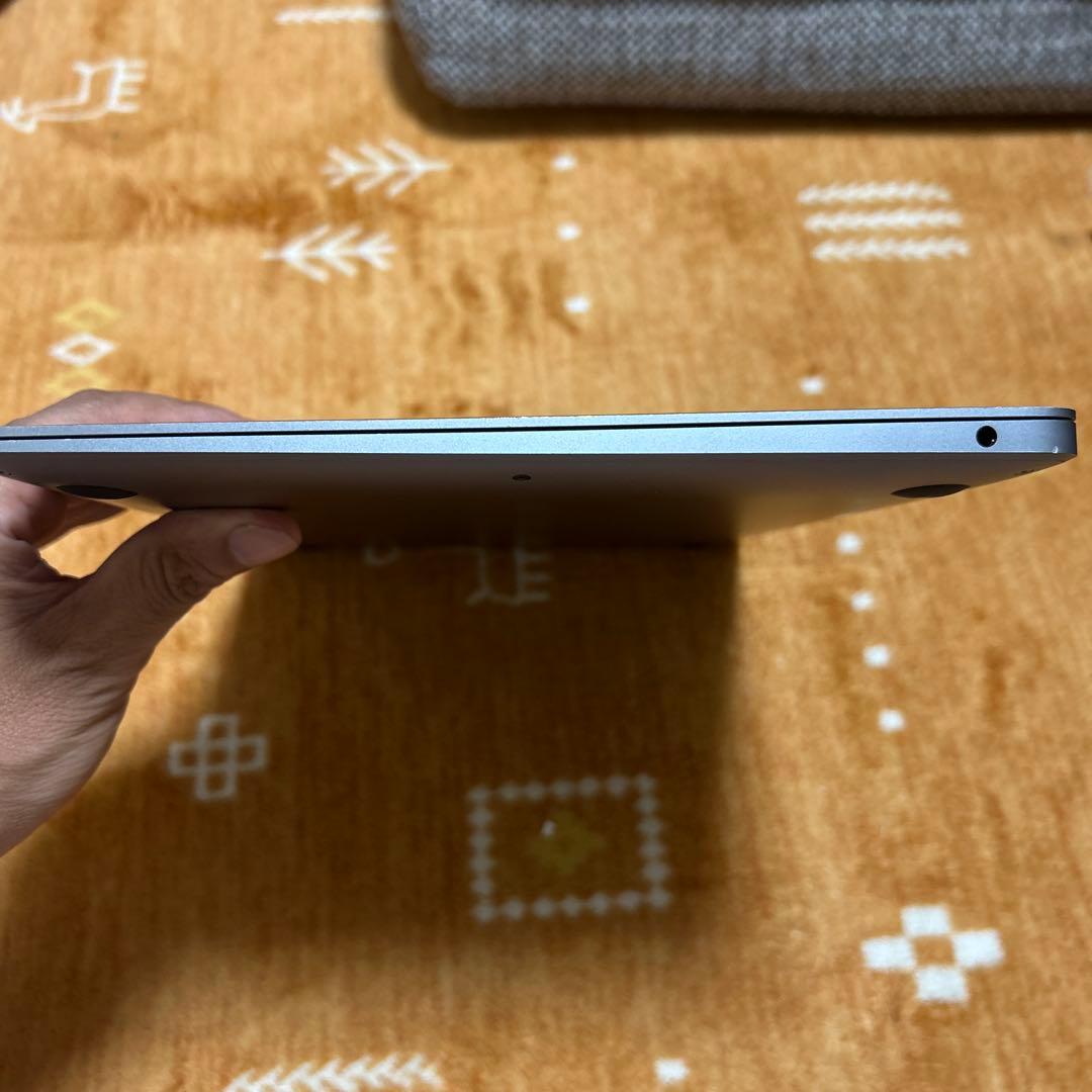 美品MacBook Air 2020 A2337 M1 メモリ16/500GB