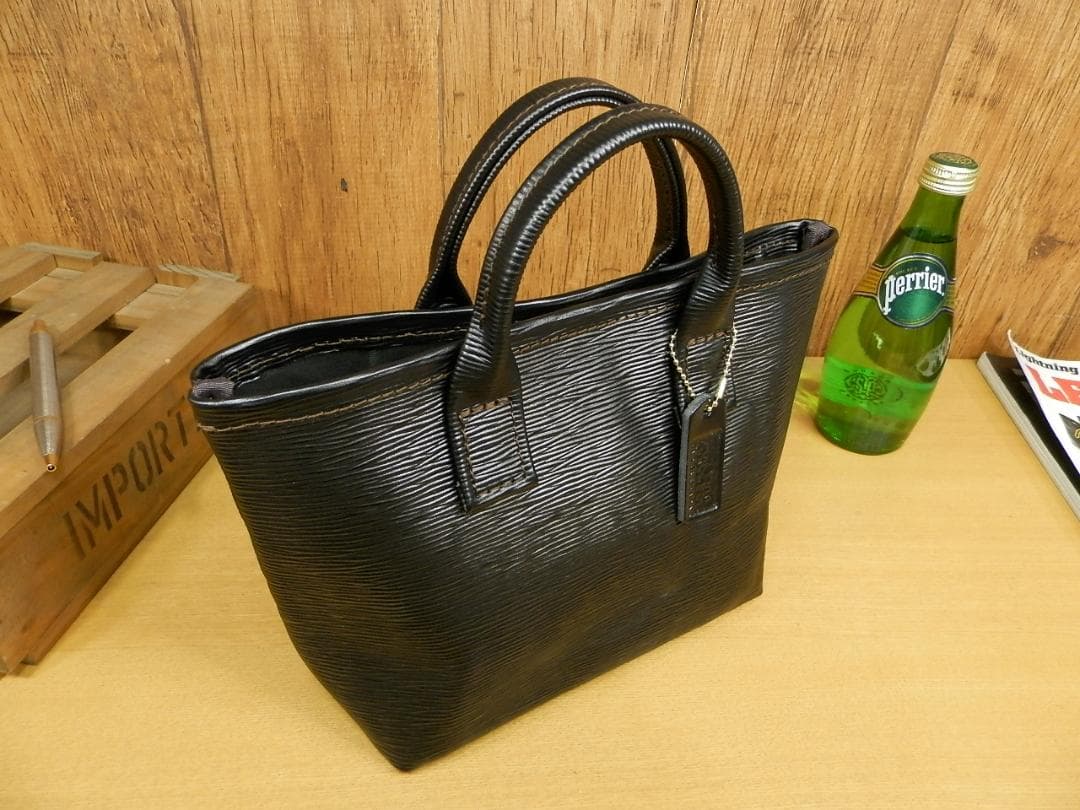☆XSサイズ☆上品な水シボ柄レザーのミニトートバッグ♪黒ハンドメイド本革ブラック