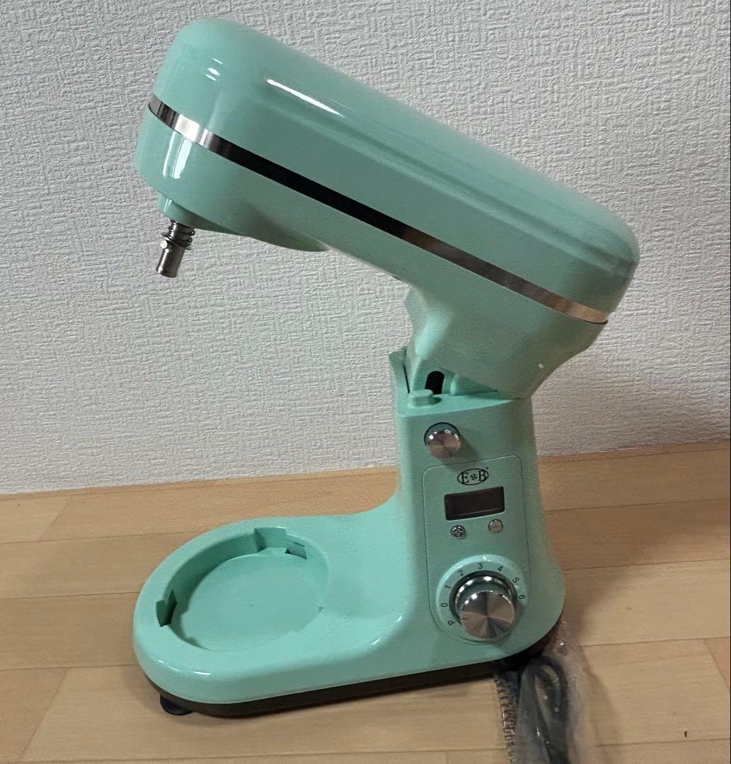 【新商品】スタンドミキサー 6L大容量 三種類アタッチメント付き 六段階速度調節