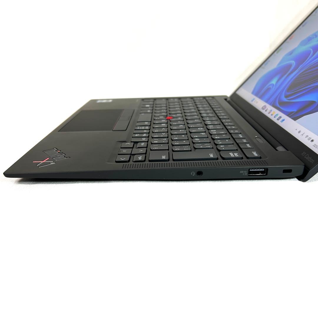 超美品 Lenovo ThinkPad X1 Carbon Gen11 1TB