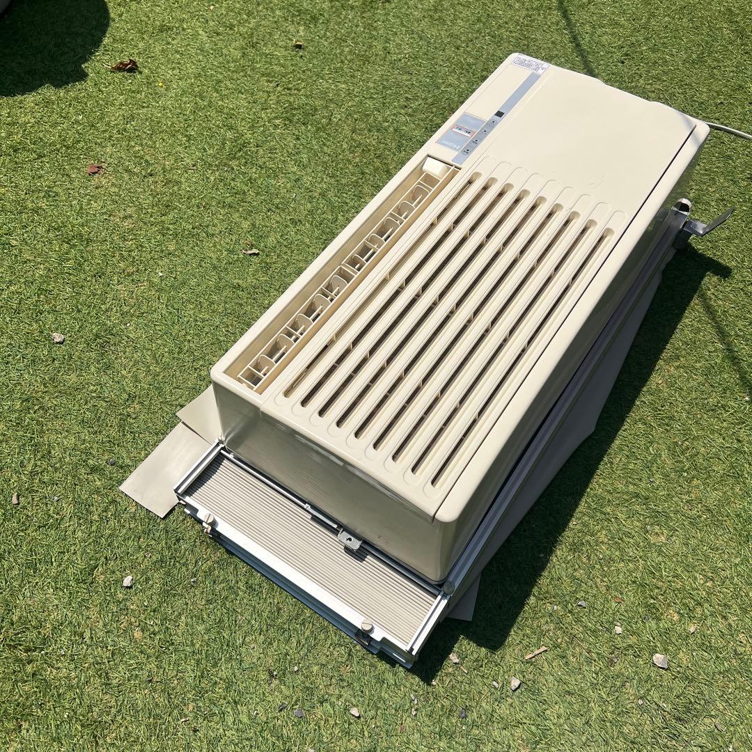 【横浜・川崎】Haier ルームエアコン ウィンドウエアコン JA-18M 窓枠