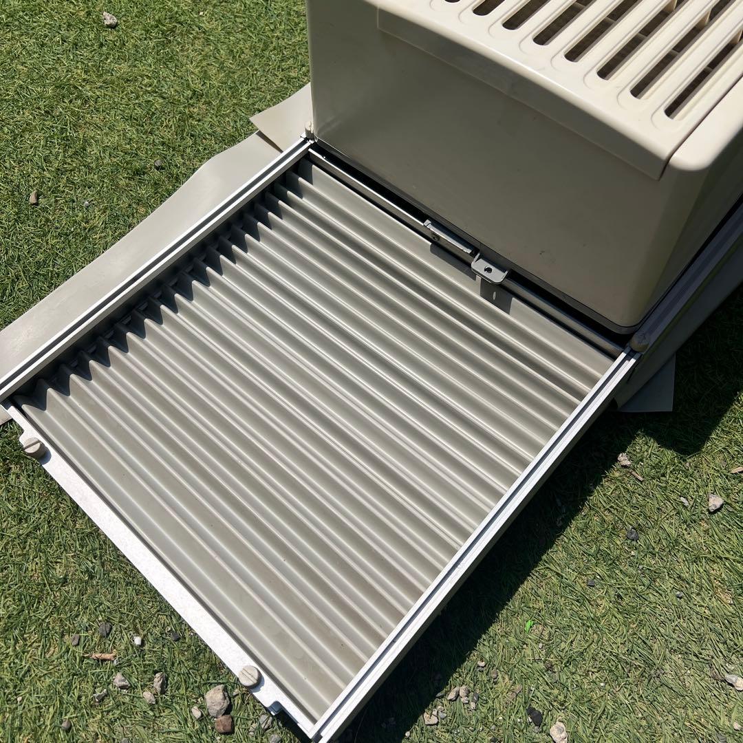 【横浜・川崎】Haier ルームエアコン ウィンドウエアコン JA-18M 窓枠