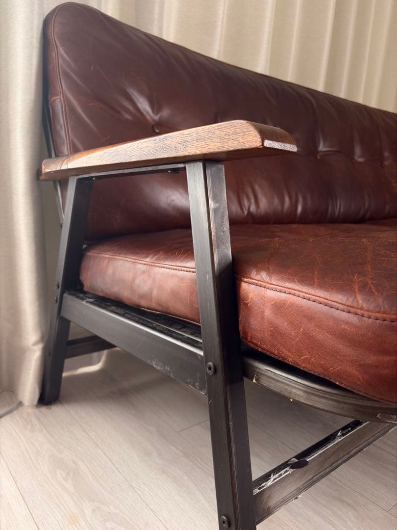ダークブラウン レザー 2人掛けソファ　クッション付き　ヴィンテージ風