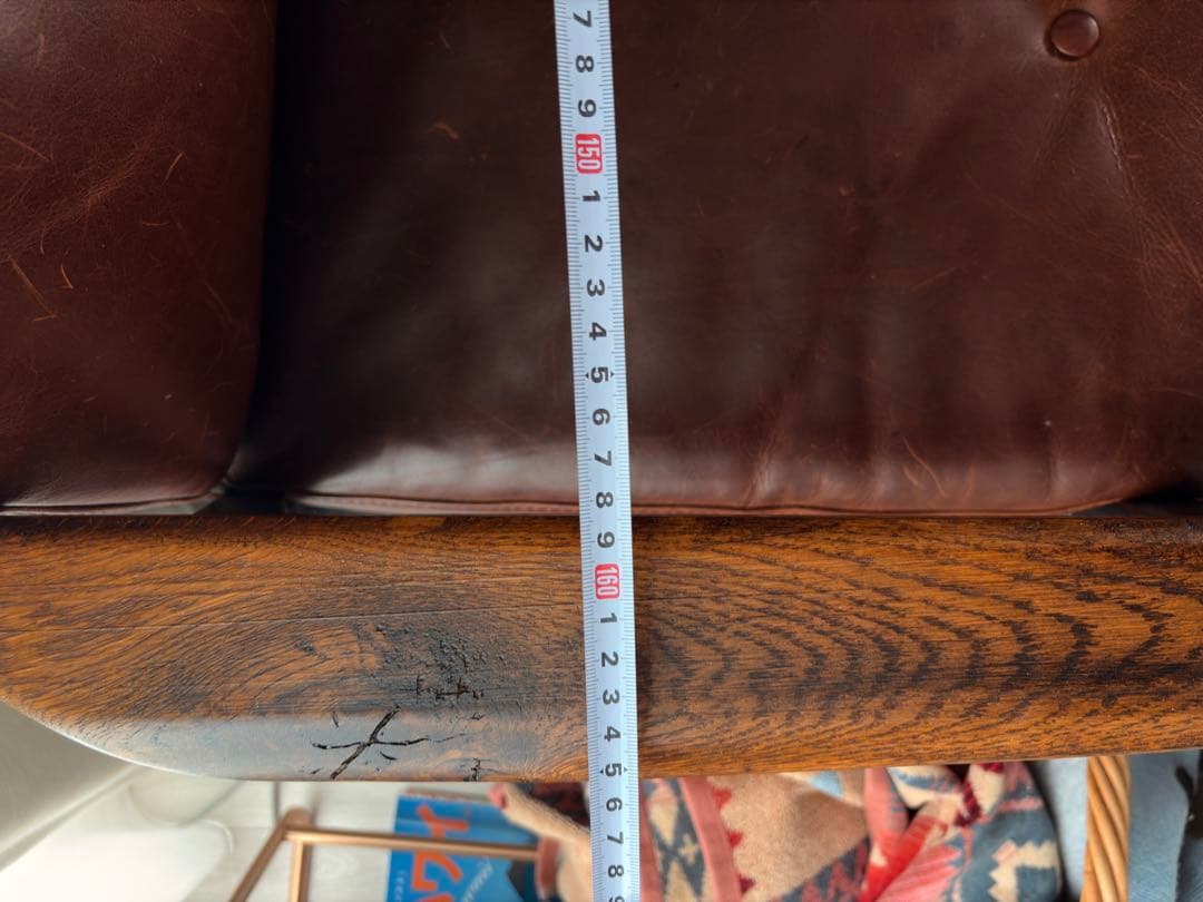 ダークブラウン レザー 2人掛けソファ　クッション付き　ヴィンテージ風