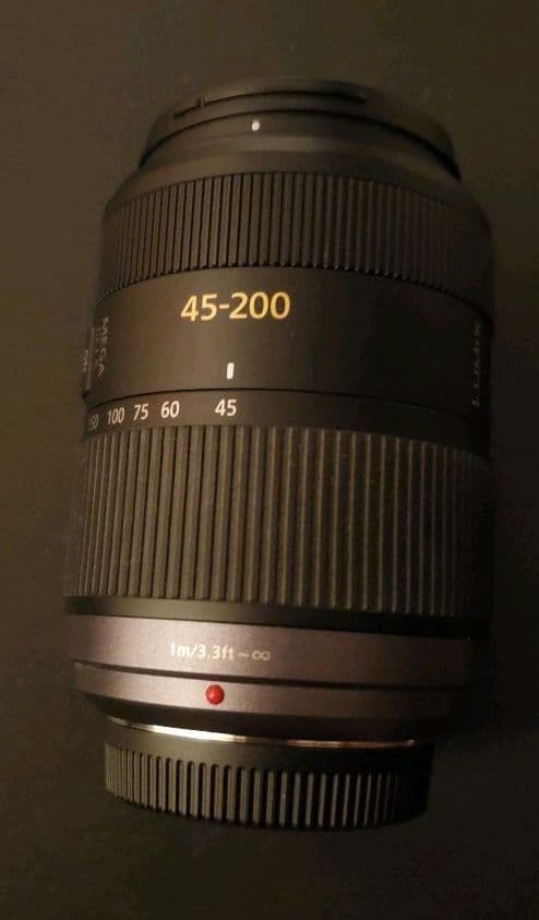 パナソニック　望遠レンズ　45-200mm