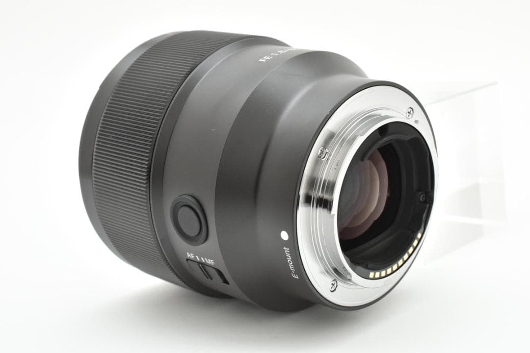 ■美品■SONY FE 85mm F1.8 [SEL85F18]