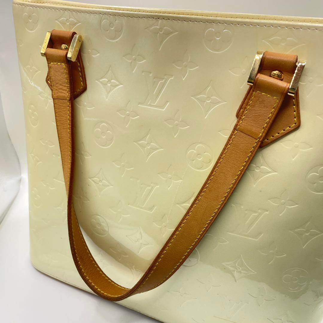 ルイヴィトン モノグラムヴェルニ ハンドバッグ トート ショルダー クリーム系