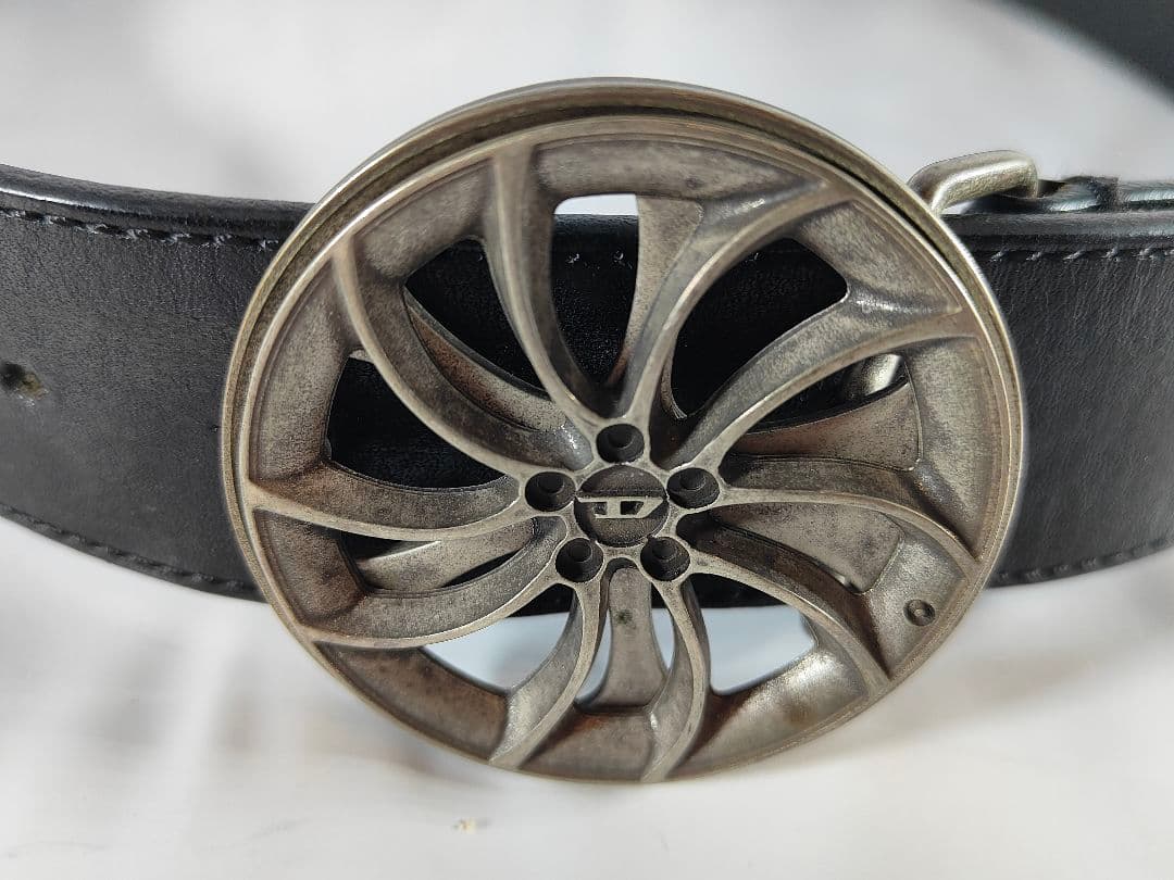 【極美品】DIESEL ディーゼル 艶黒本革　高級イタリアンレザーベルト　正規品