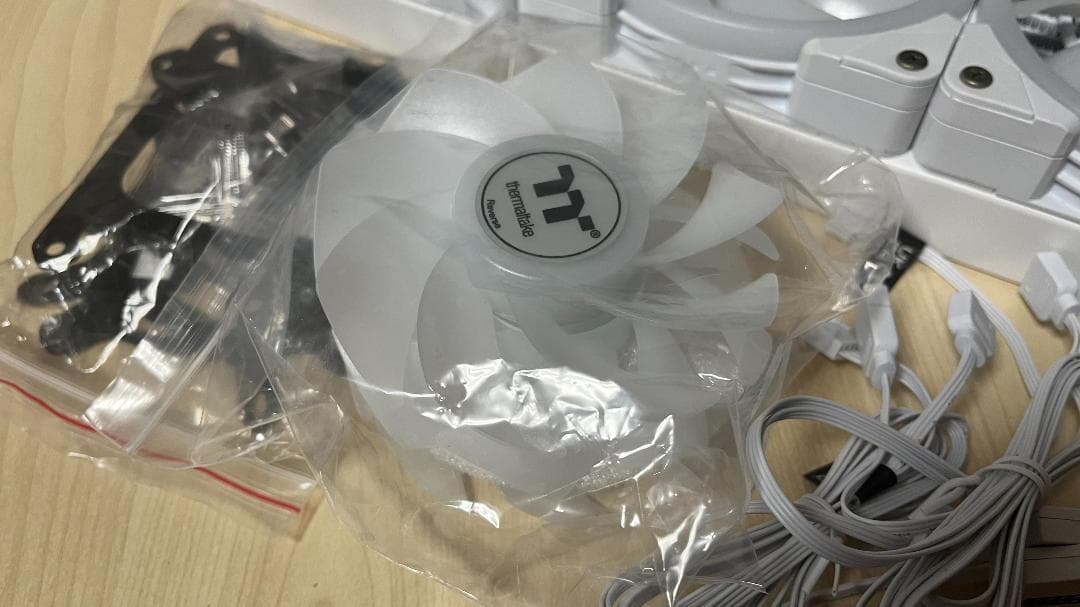 【開封済み】TH360 V2 Ultra EX ARGB Sync(ホワイト)