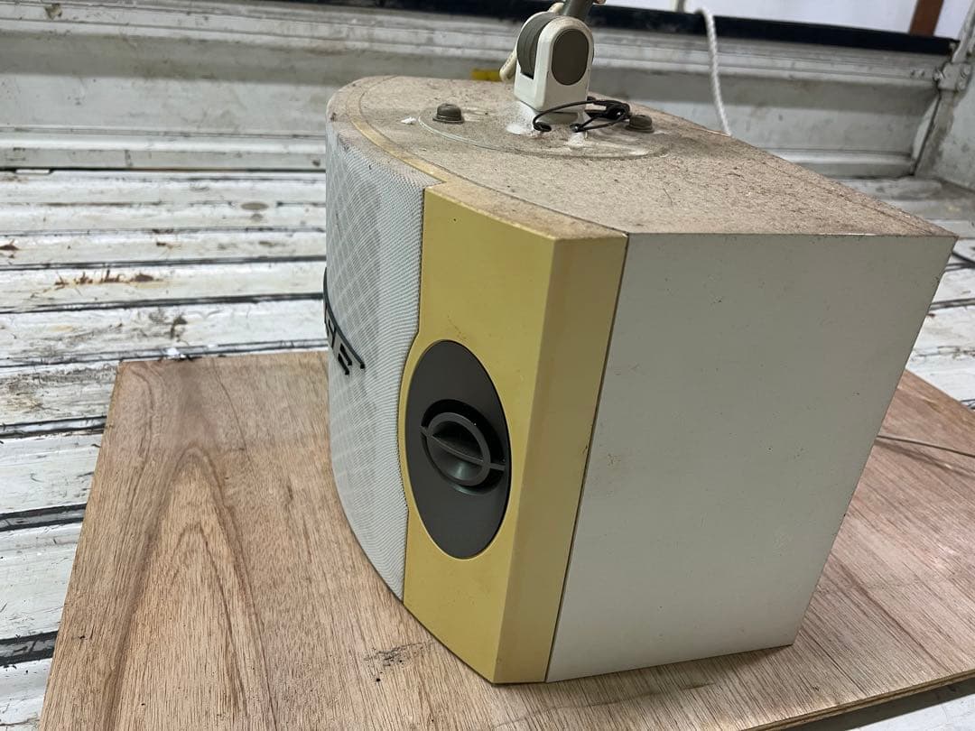 BOSE ブックシェルフスピーカー ホワイト/イエロー