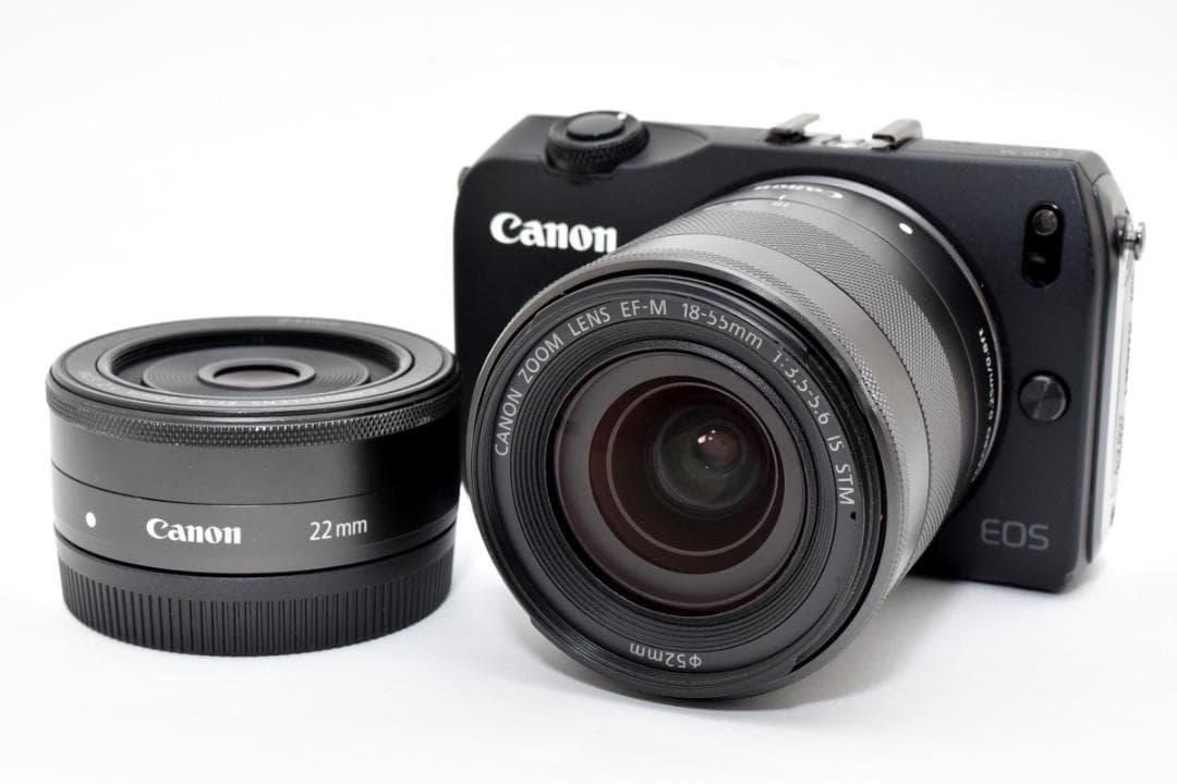 ■ 美品 ■ キヤノン　Canon EOS M Wレンズキット 付属品完備