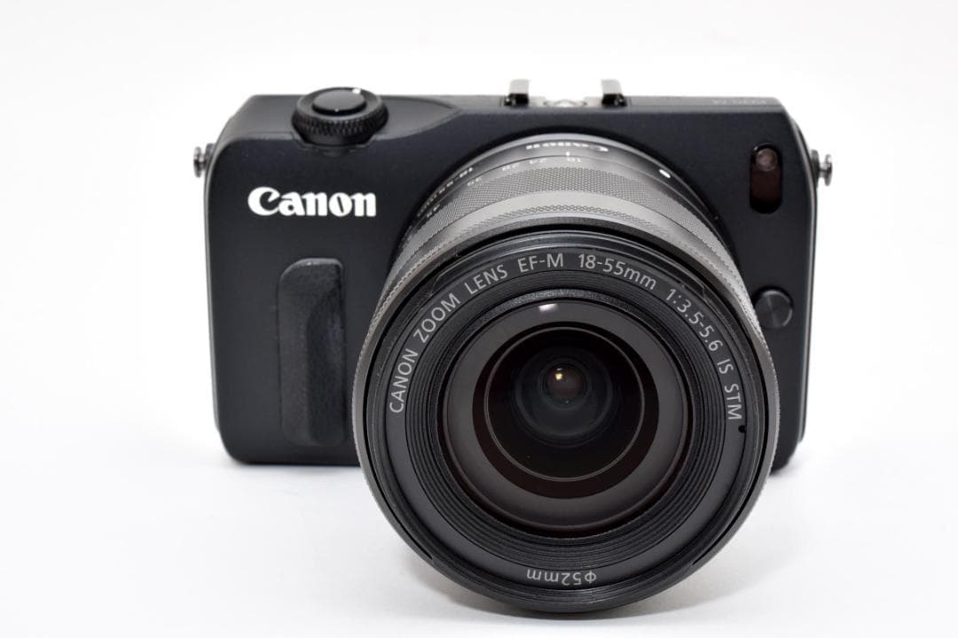 ■ 美品 ■ キヤノン　Canon EOS M Wレンズキット 付属品完備