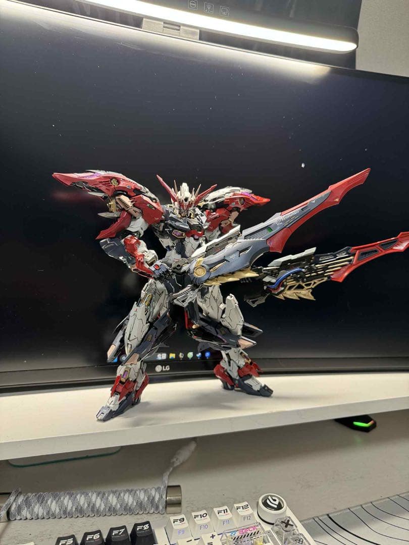 RT-002 NEMESIS（復讐女神）の10周年記念特別版モデル(CUSTOM