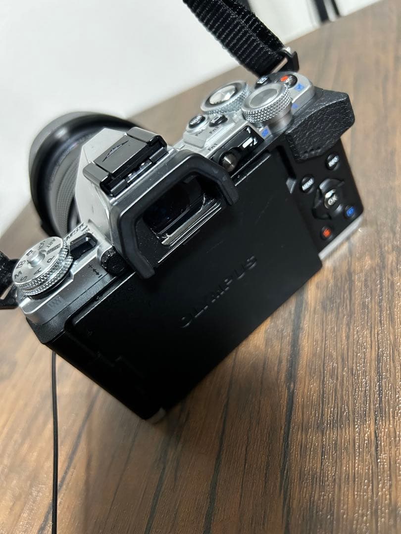 デジタルカメラ OLYMPUS OM-D E-M5 Mark II 12-40mm PRO