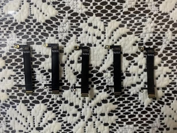 MacBook Pro A1708 A1706 液晶バックライト故障 修理