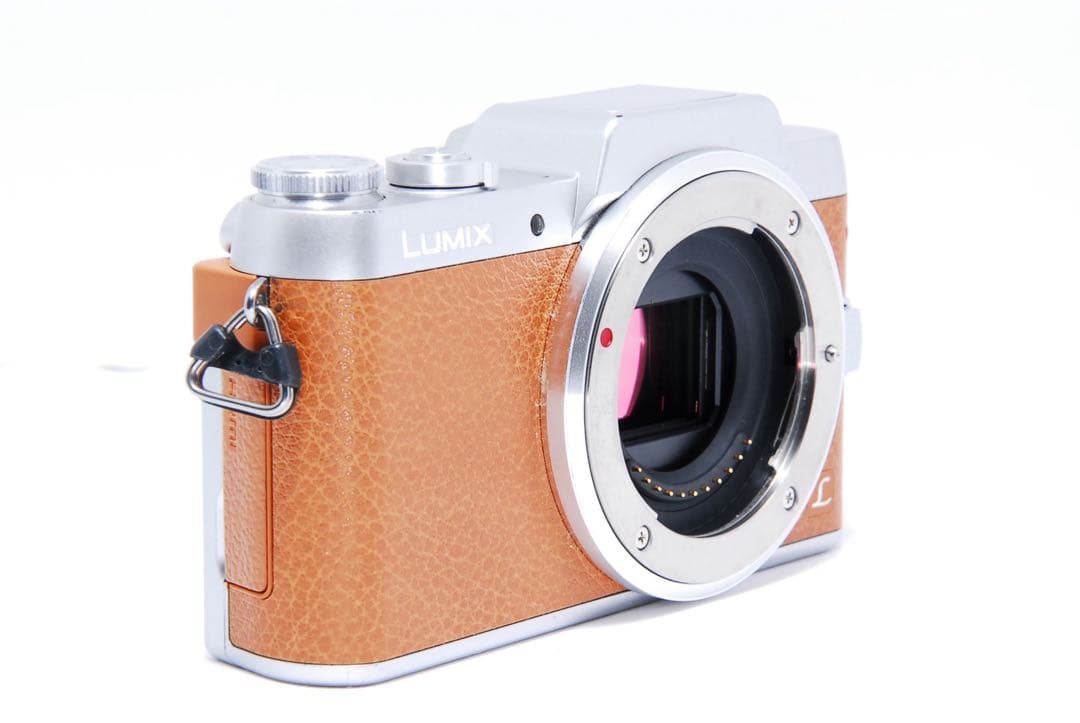 美品 LUMIX DMC-GF7 ブラウン ダブルレンズキット 一眼658回