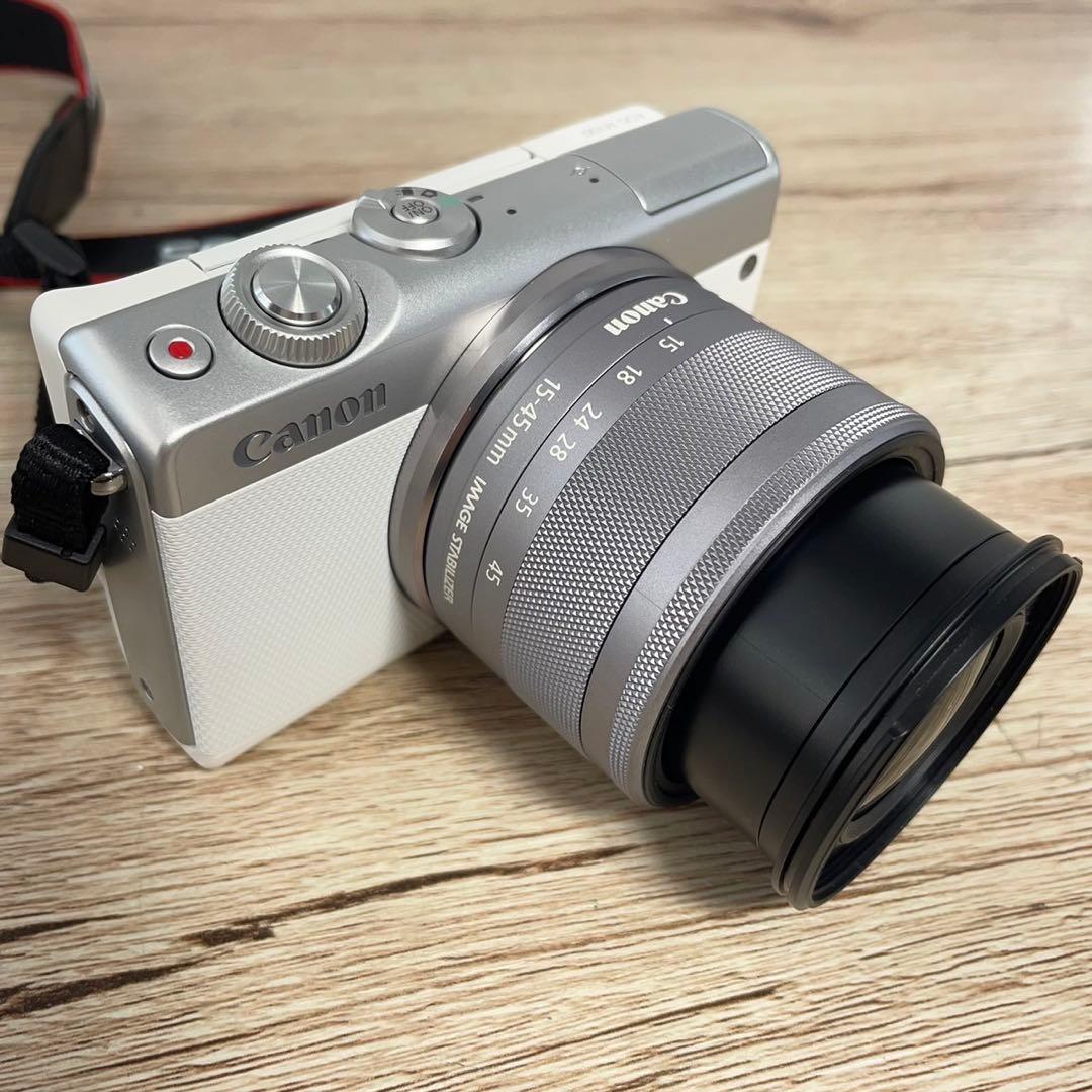 Canon EOS M100 ミラーレスカメラ レンズ付き D10