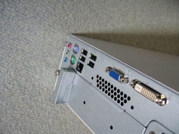 ☆FUJITSU D551/FX Core i3 3220 4GB Win10