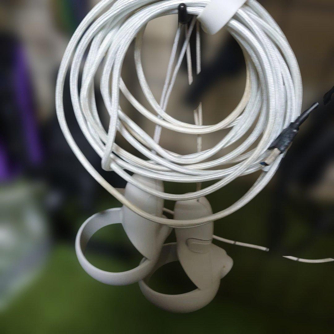 く*と様  quest2 ストラップなし　コントローラー付き　箱有り　お