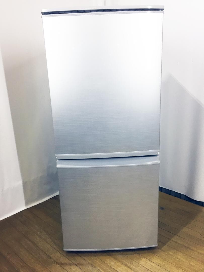 30日迄☆♦SHARP 137L 冷蔵庫【♦SJ-14Y-S】♦♦♦♦