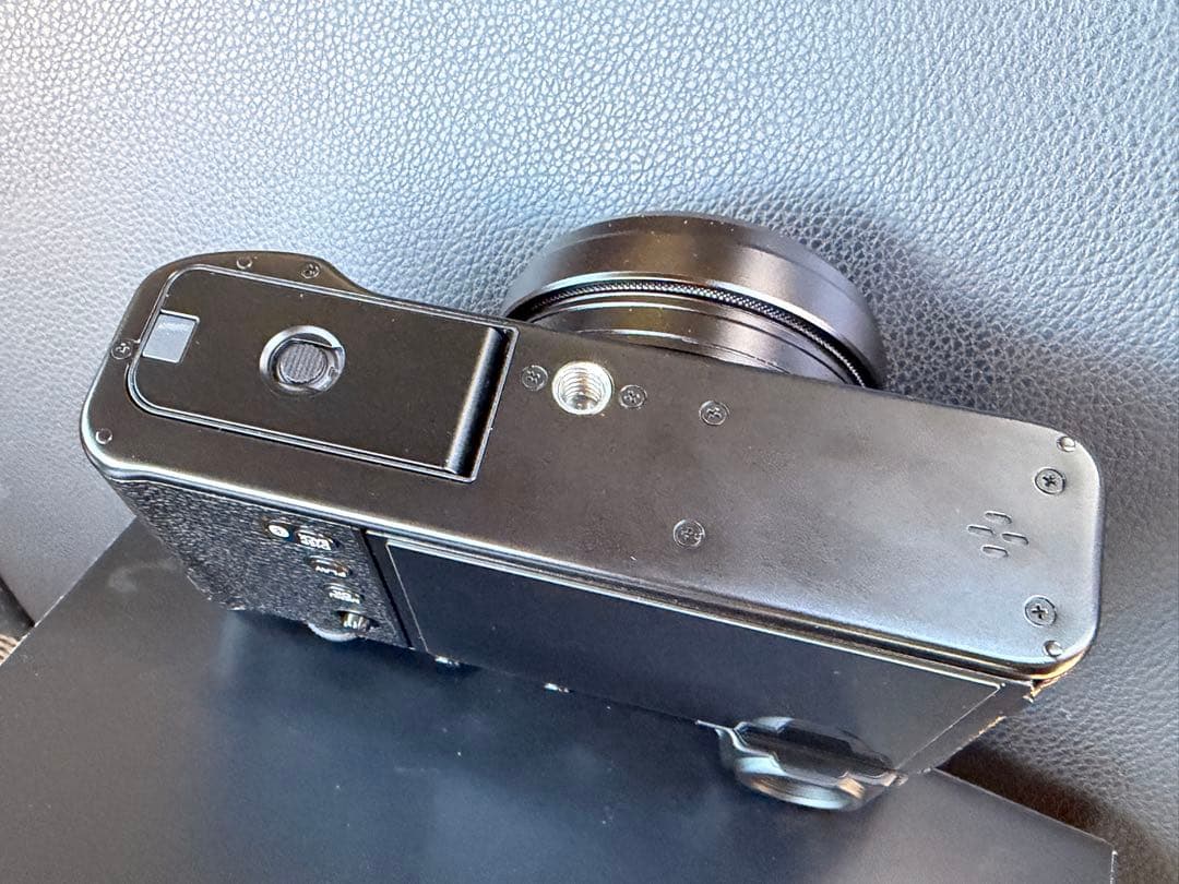 【美品・保証付】Fujifilm X100Ⅵ ブラック 付属品完備