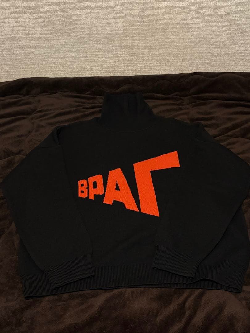 ゴーシャラブチンスキー　タートルニットセーター