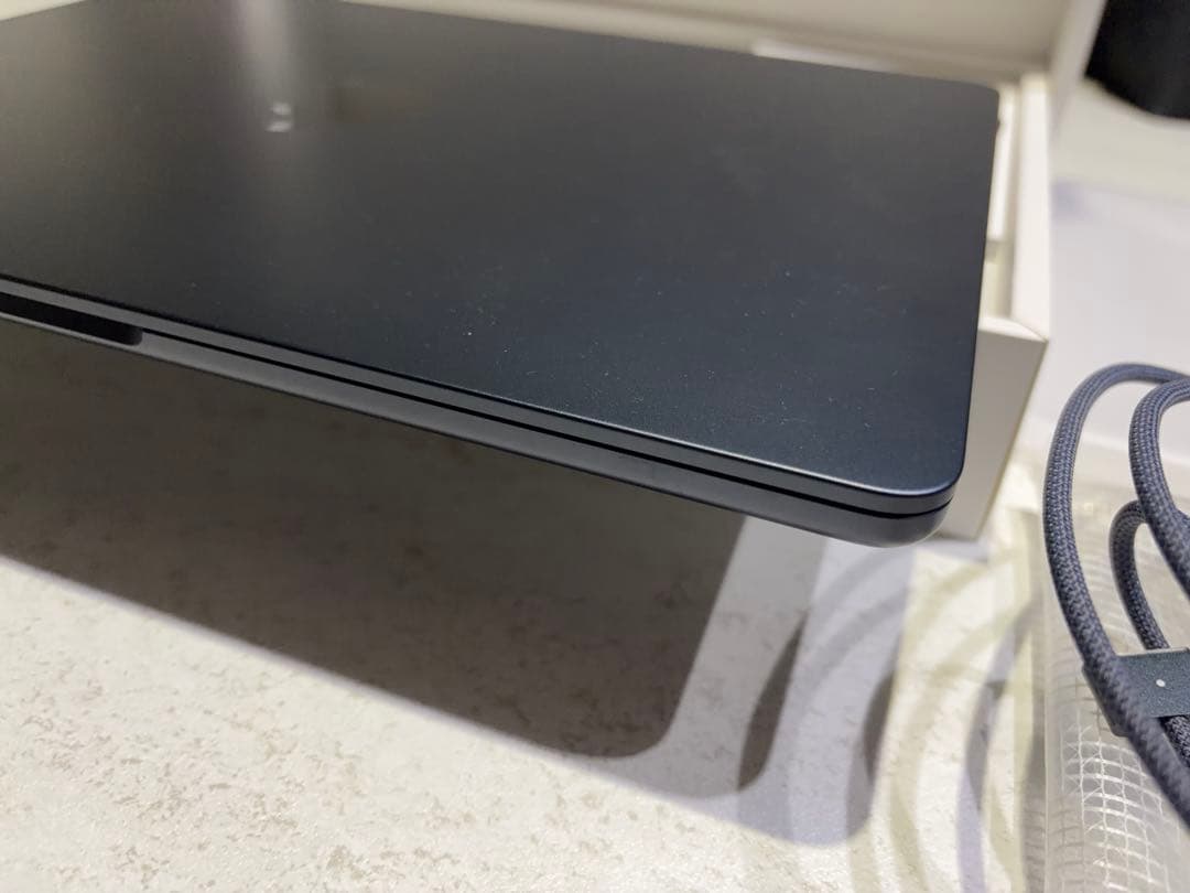 極美品★MacBook Air 2022 8GB 256 ブラック