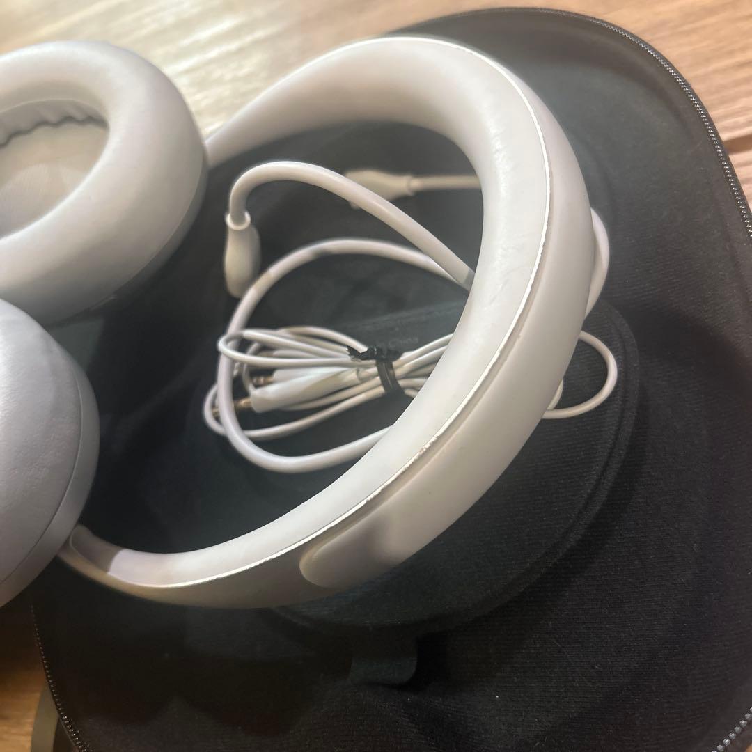 Bose ワイヤレスヘッドホン ホワイト NC700