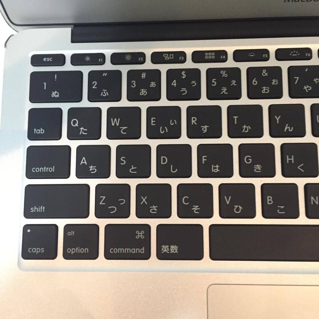 【美品難有箱付】 MacBook Air 11' Core-i7 充放電：34回