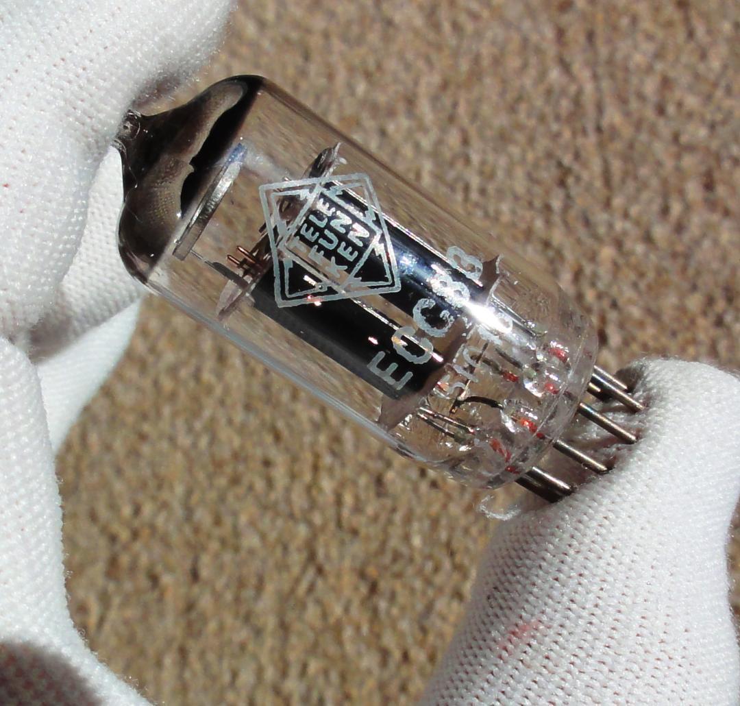 真空管　TELEFUNKEN ECC83　スムースプレート