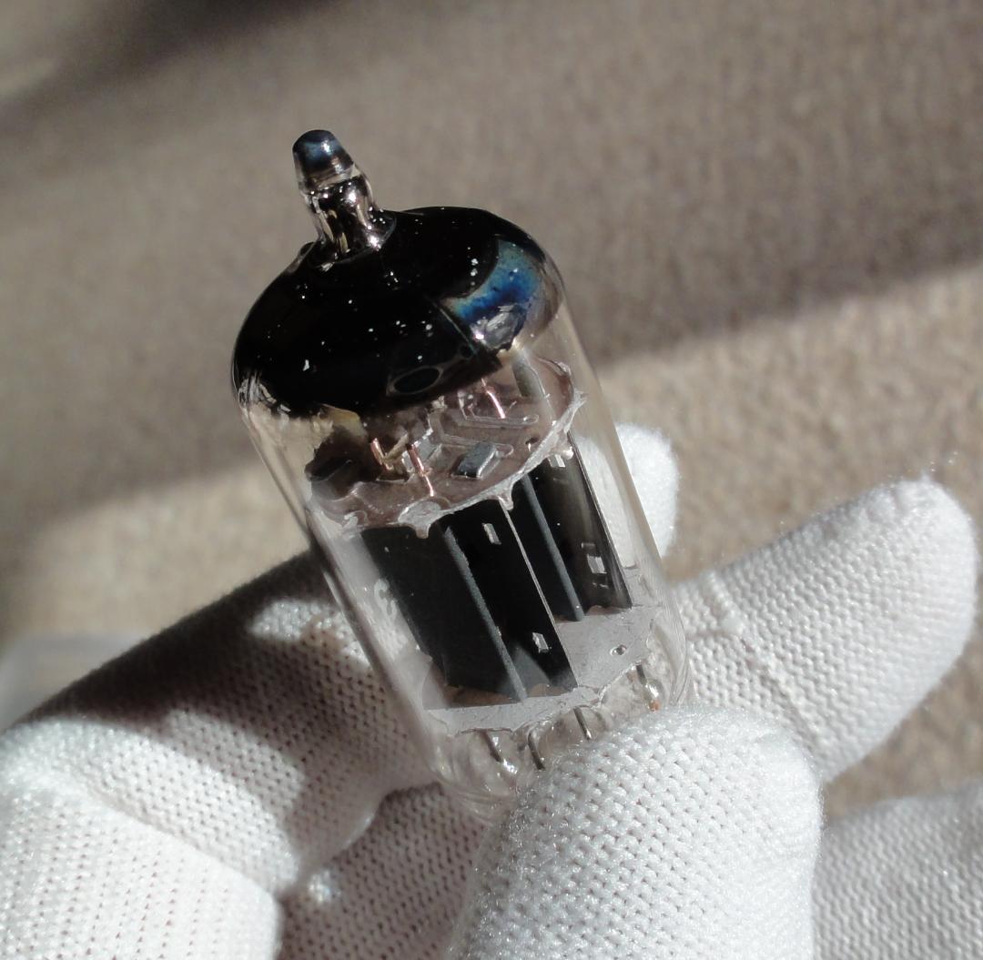 真空管　TELEFUNKEN ECC83　スムースプレート