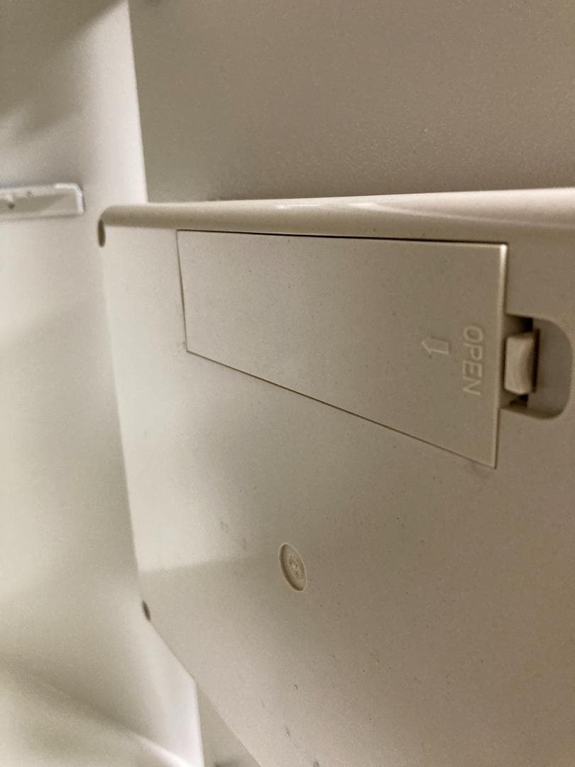 【容量60L・ベージュ】スチール製 鍵付きキャビネット 収納庫 書類保管