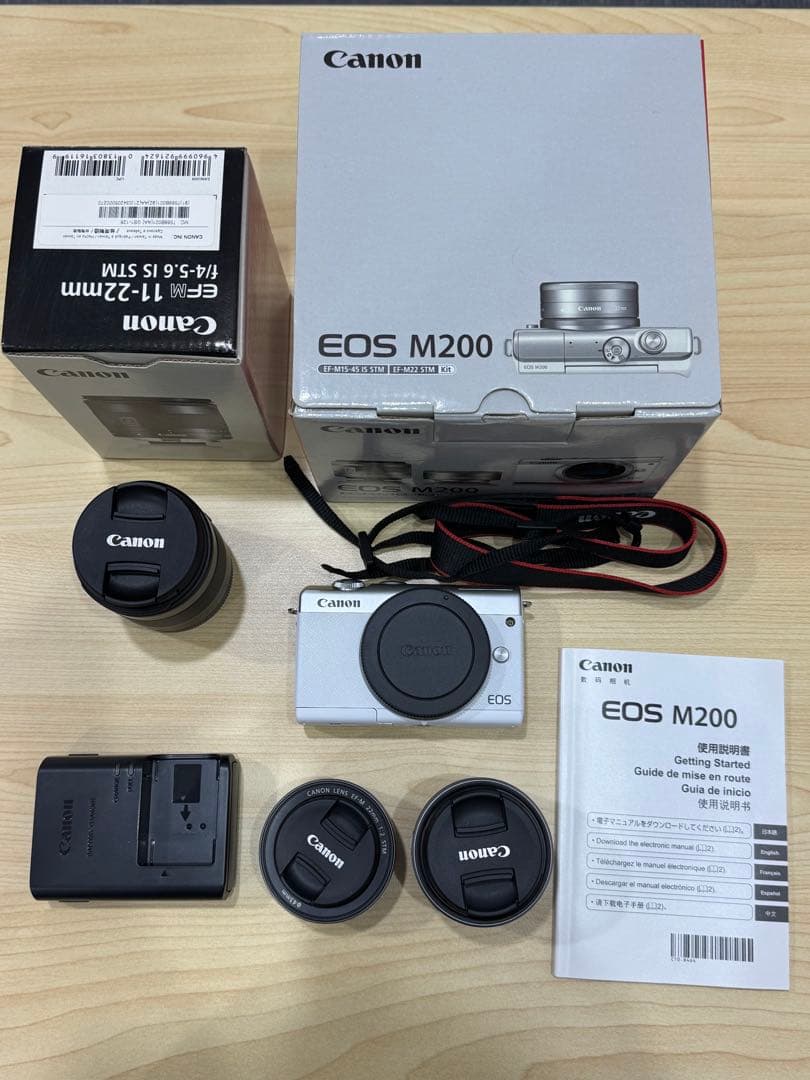 Canon EOS M200 ミラーレスカメラ 15-45mm レンズセット