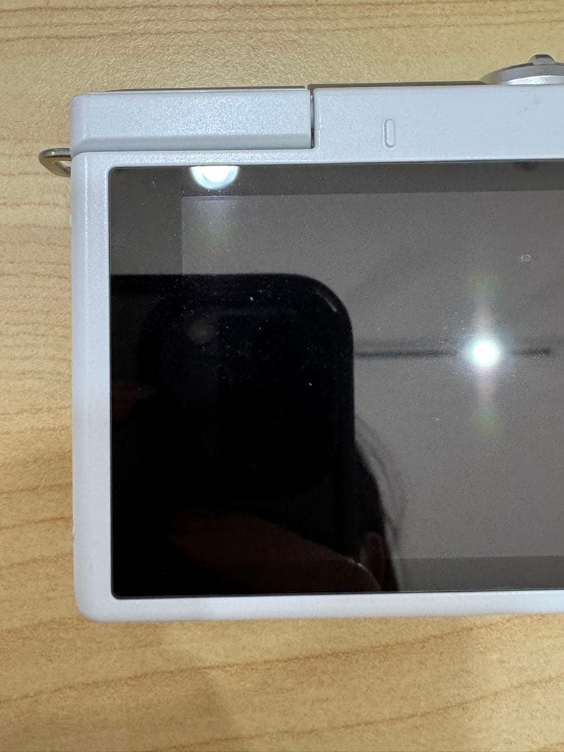 Canon EOS M200 ミラーレスカメラ 15-45mm レンズセット