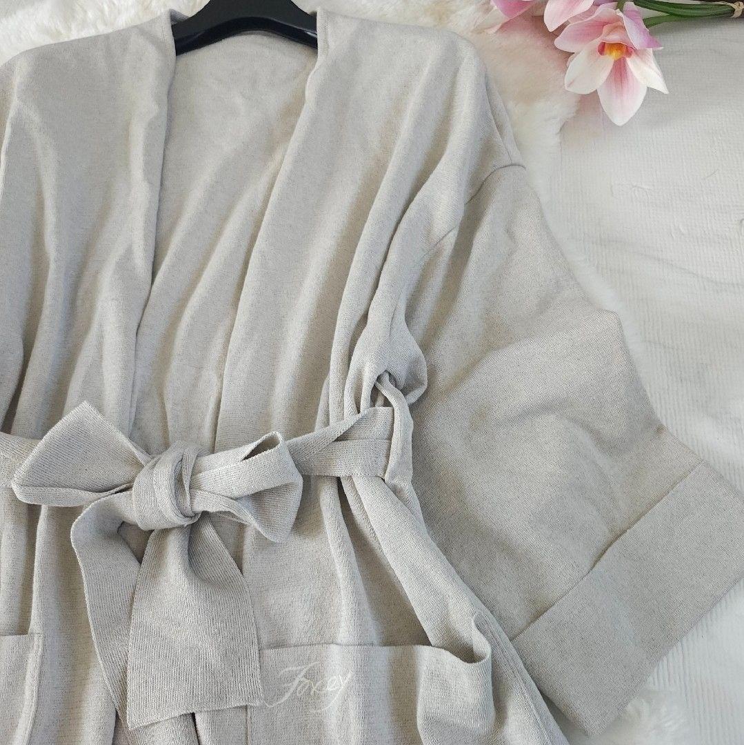 FOXEY 2022年 リネン混ロゴ刺繍入り ベルト付きカーディガンベージュ