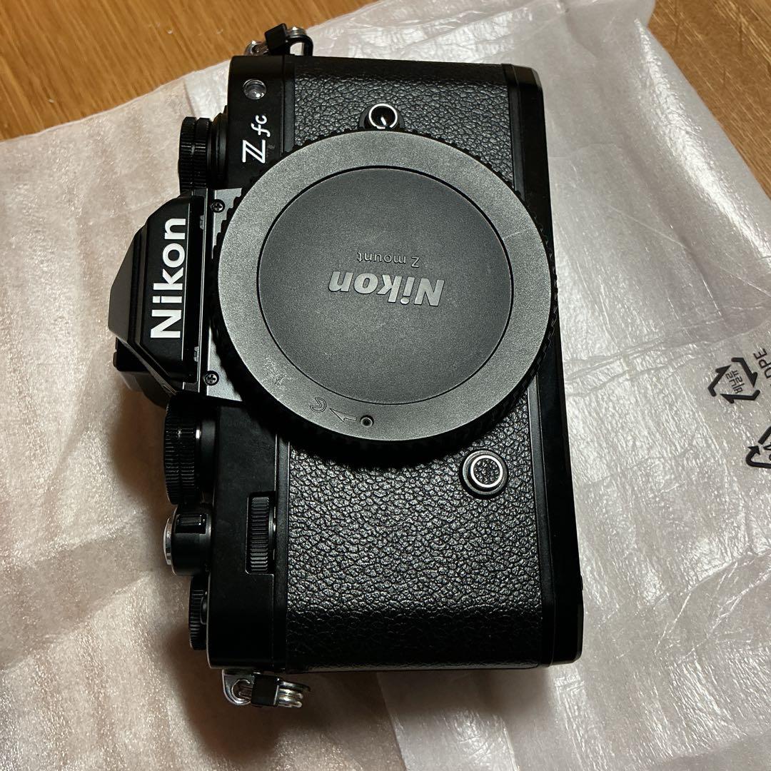 Nikon Z fc ミラーレスカメラ 28mmレンズ付き